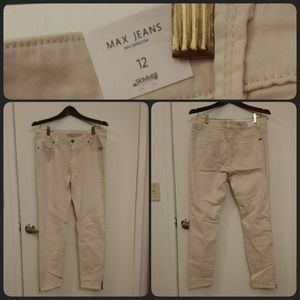 NWT Beige Max Jeans Skimmer Size 12
